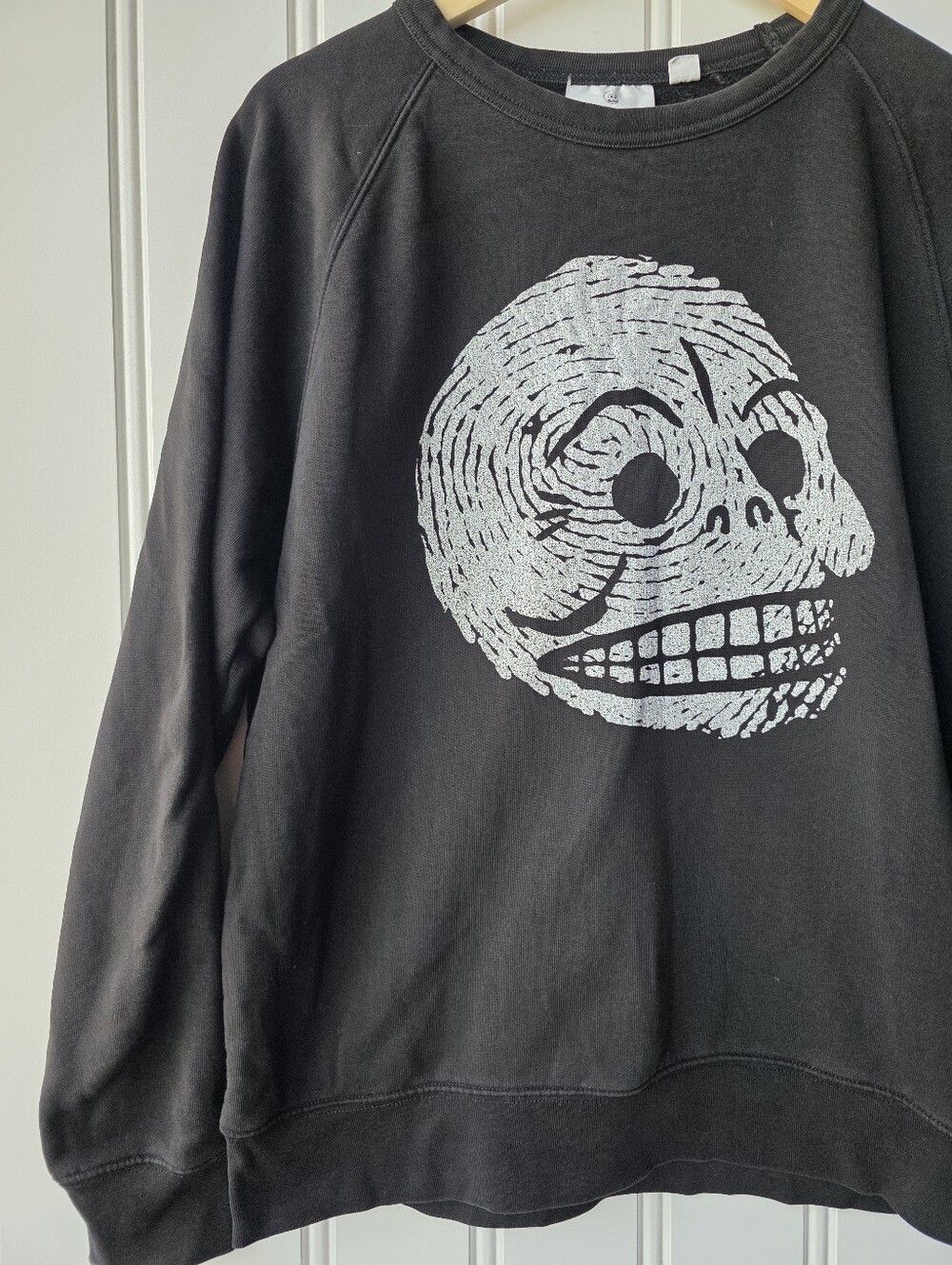 Cheap Monday Rules Crewneck Pullover Sweater Skull Black Mens Medium - Picture 2 of 9